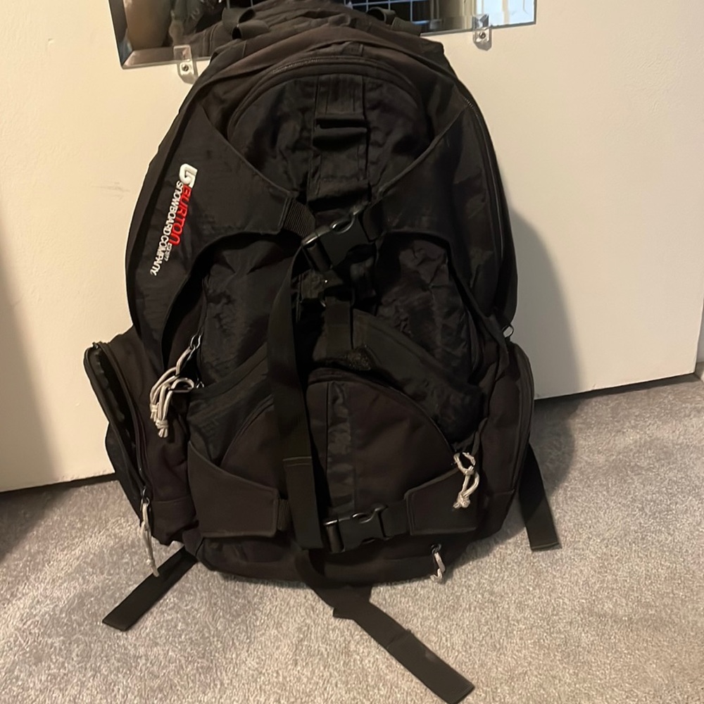 Burton snowboard black backpack